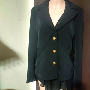 Escada Blazer 3 button classic black  equestrian style with side pockets sz 38 M